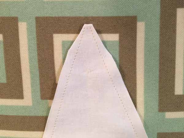 DIY Candy Corn Banner Trimmed Tip