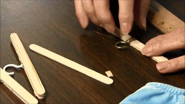 DIY Doll Clothes Hanger_1.1.8
