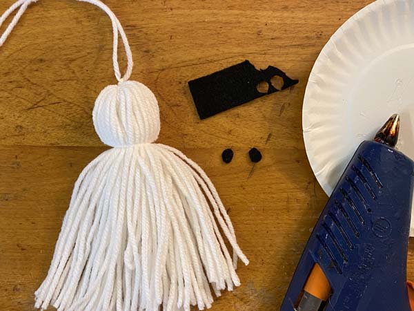 DIY Ghost Garland Cut Out Eyes