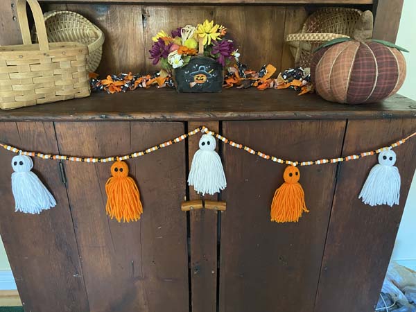 DIY Ghost Garland Finished