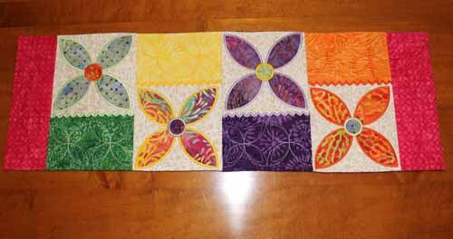 Daisy Table Runner