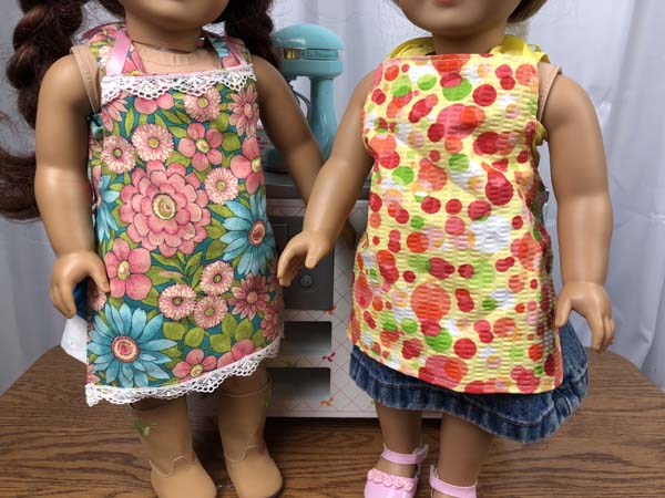 Doll Apron Closeup