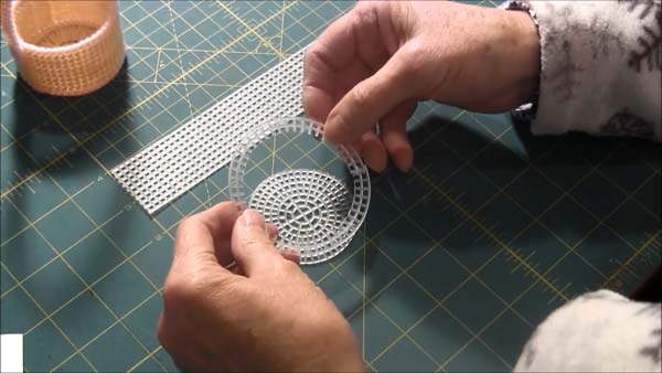 Doll Easter Basket Plastic Canvas 4 Trim Circle