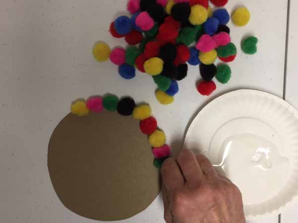 Doll House Pom-Pom Rug Tutorial - Glue Pom-Poms to Template