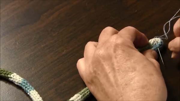 Dollhouse Rug Spool knit_1.1.10