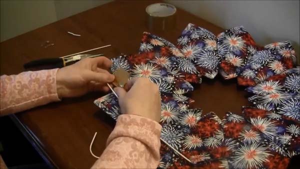 Door Wreath Hanger_10 Wrap Opening with Tape