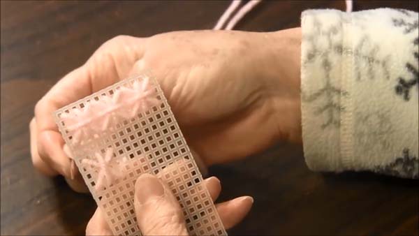 Double Cross Smyrna Stitch Plastic Canvas_1.1.6