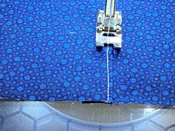 Edgestitch 10 Under Presser Foot