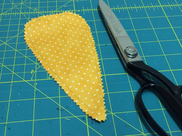 Fabric Carrot Pinked Edges