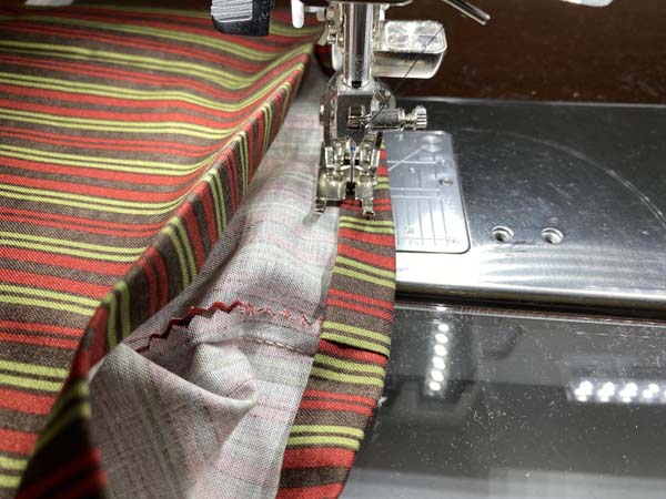 Fabric Gift Bag 10 Stitch Close to inner fold