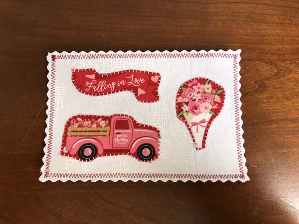 Fabric Postcard 20 Valentine