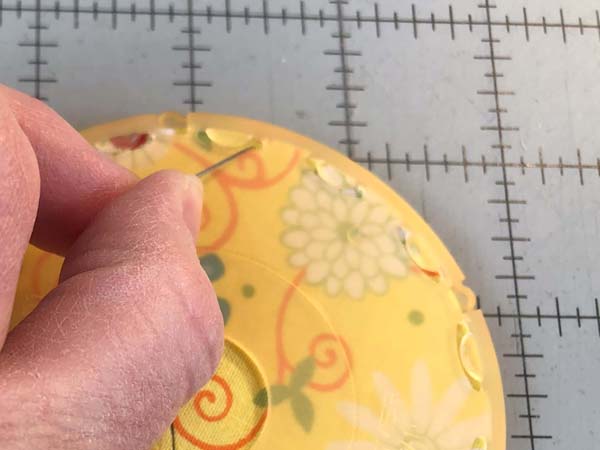 Fabric Yo Yo Starting Stitch Down