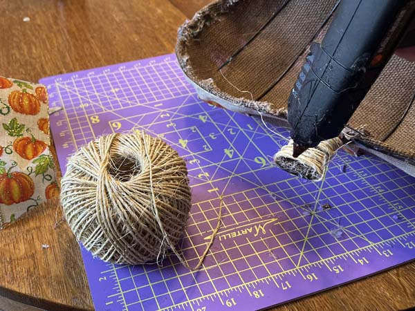 Fall Wreath Glue Jute