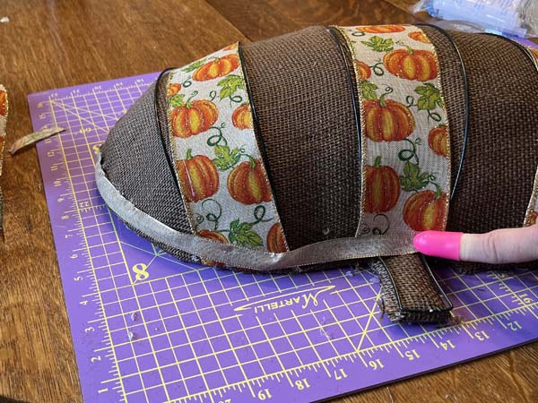 Fall Wreath Glue Ribbon