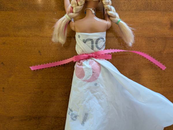 Fashion Doll Dress From Plastic Bag 11 Make a Bow