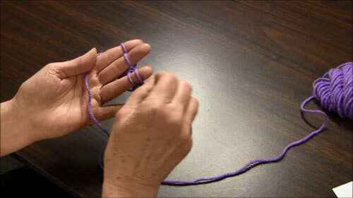 Finger Knitting Tutorial - Binding Off