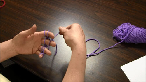 Finger Knitting Tutorial - Wrap Yarn Around Fingers Again