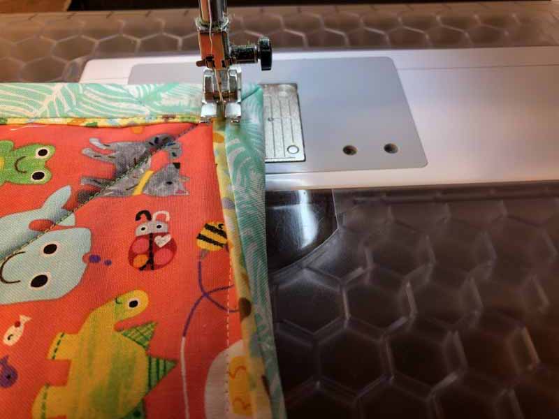 Flange Quilt Binding Pivot and Continue Sewing Side