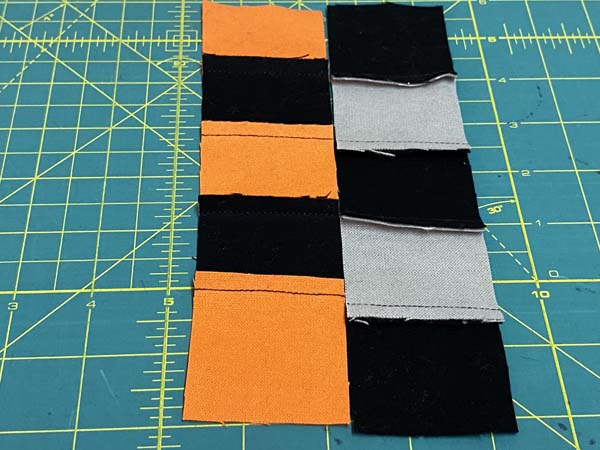 Flannel Checkered Scarf Seams Should Face Opposite Directions