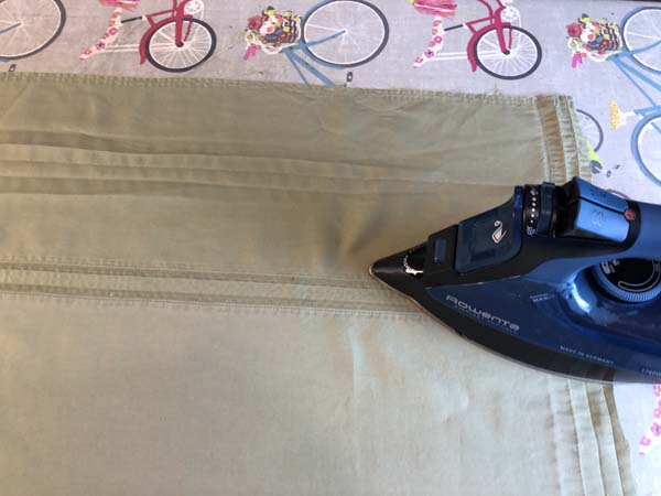 Flat to Fitted Sheet Iron Flat