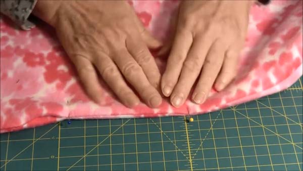 Fleece Fringed Scarf 8 pin sides