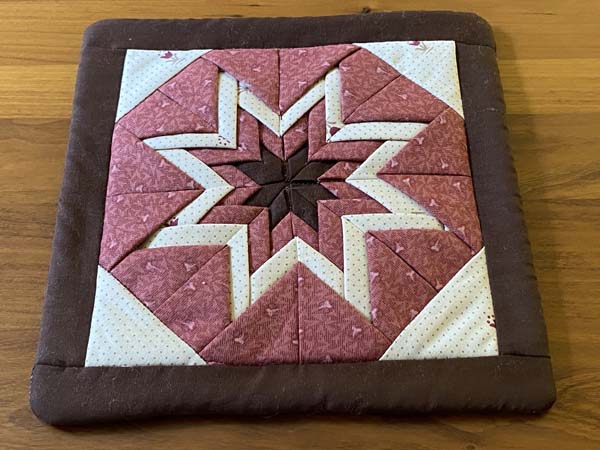 Folded Star Potholder Maroon Sample