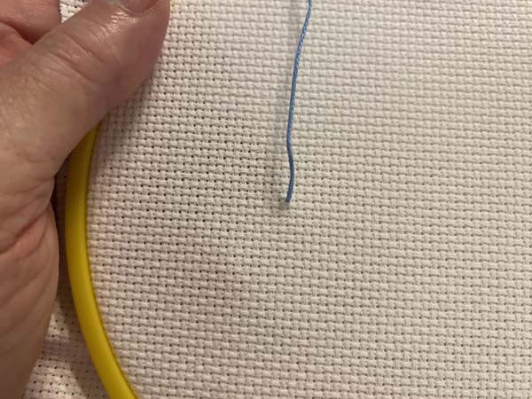 French Knot 2 Pull up thread