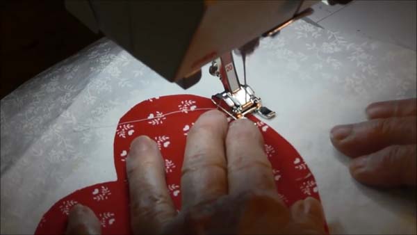 Fusible Web Applique 12 Stitch Around applique