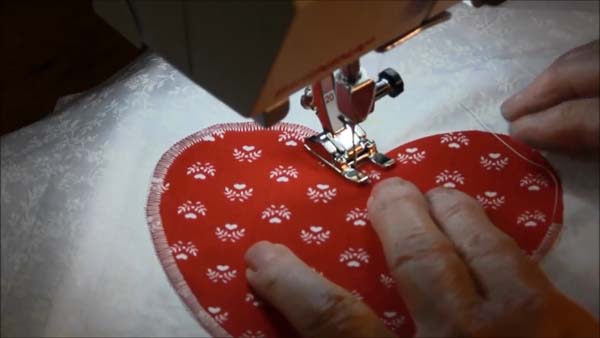 Fusible Web Applique 15 Inner Corner Stop Needle on Left