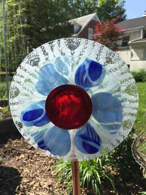 Glass Plate Flowers - Gluing Dishes