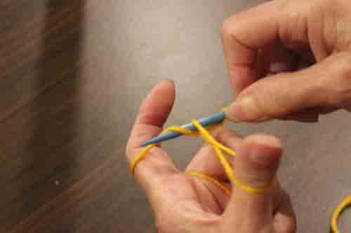 Knitting - German Twisted Cast On Tutorial