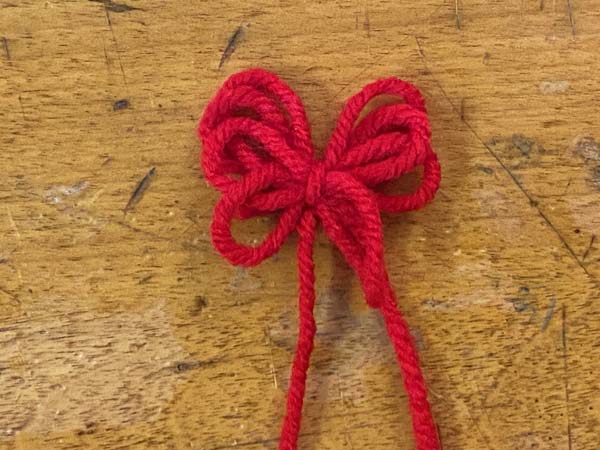 Gift Box Ornament 16