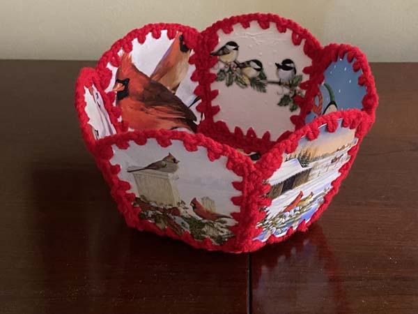 Greeting Card Basket Finished Christmas