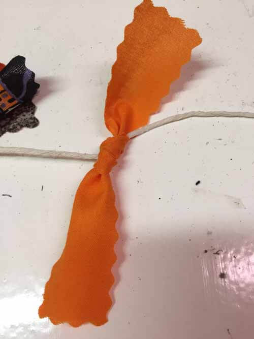 Halloween Fabric Garland - Pull ends tight