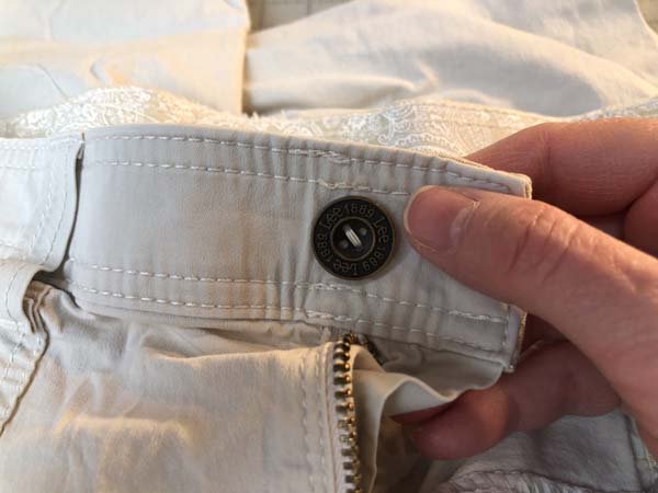 Hand Sew Button 11 Stitches Complete First Direction