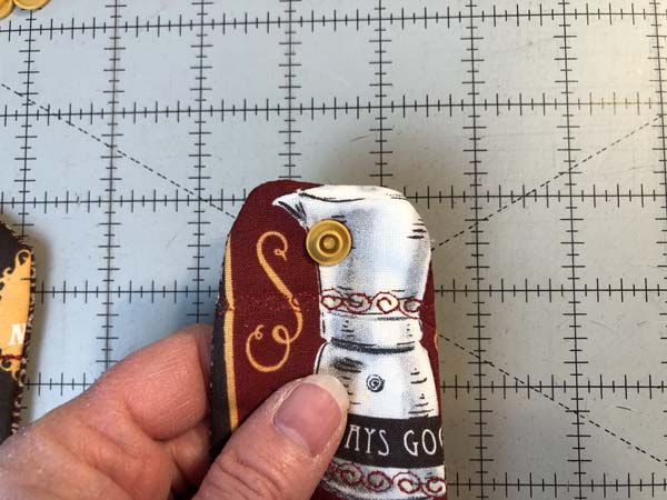 Hanging Towel 48 one snap installed