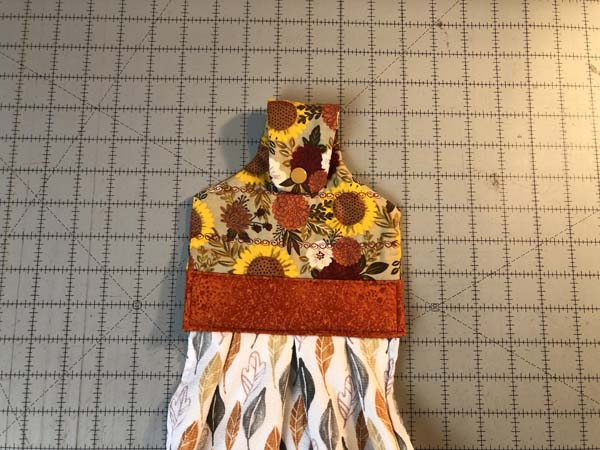 free-hanging-kitchen-towel-pattern-and-tutorial-needlepointers-com
