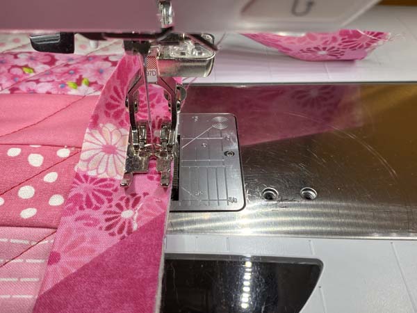 Heart Mug Rug 33 Sew On Binding