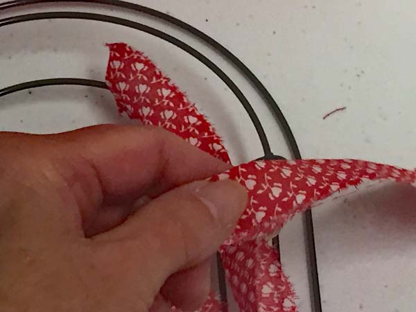 Heart Rag Wreath Cross Over ends