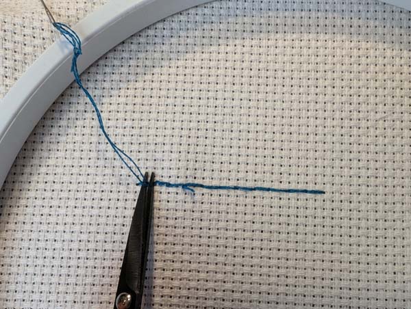 Holbein Stitch Snip Floss