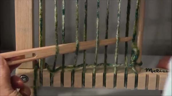 How to Weave with a loom Weaving