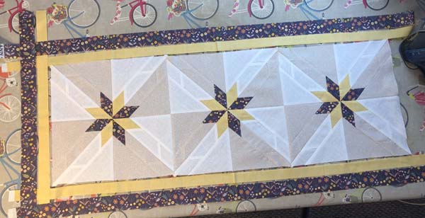 Hunters Star Table Runner 27 Sew On Borders