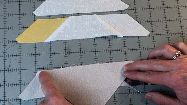 Hunters Star Table Runner Sew on Triangle