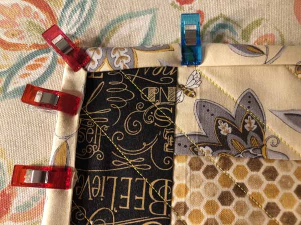 Jelly Roll Mug Rug Clip Binding