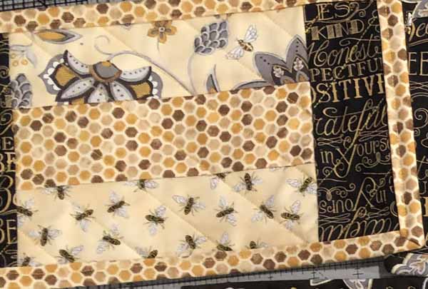 Jelly Roll Mug Rug - Quilting Option - Diagonal lines with side Vs