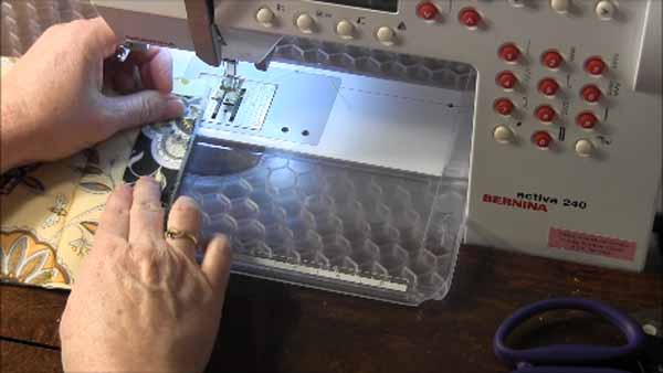 Jelly Roll Mug Rug - Start Binding