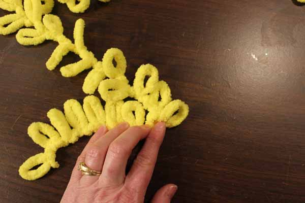 Kids Crayola Loop Yarn Scarf 2 Stocking Stitch