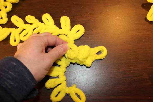 Kids Crayola Loop Yarn Scarf 3 Stocking Stitch Across