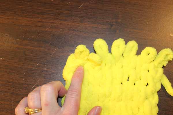 Kids Crayola Loop Yarn Scarf Pass Loop Through