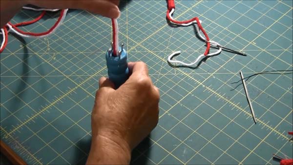 Knitted Candy Cane Ornament 2 Insert Yarn